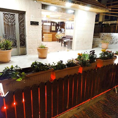 Aparthotel Robou Al Sharq Amman Esterno foto