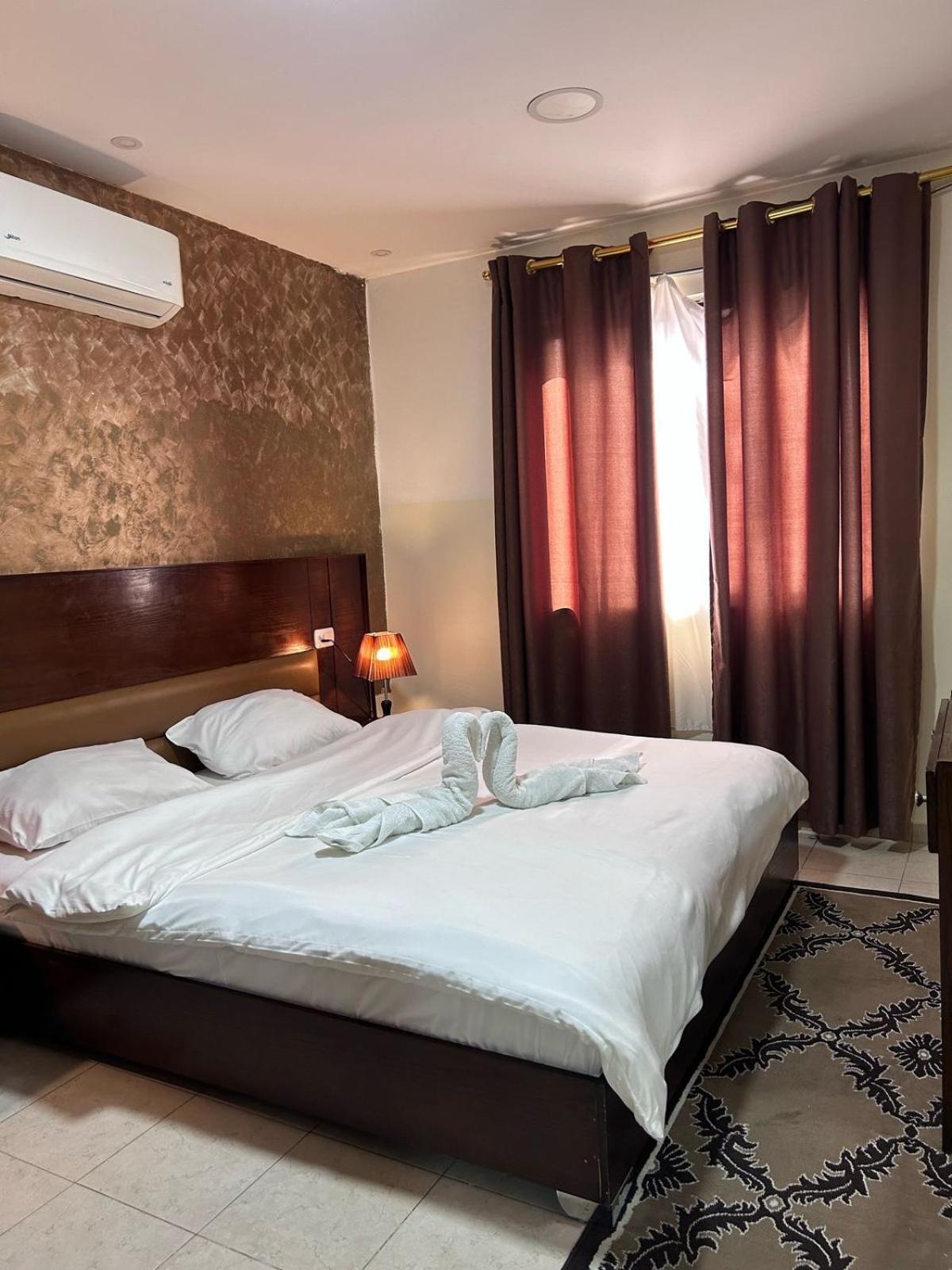 Aparthotel Robou Al Sharq Amman Esterno foto