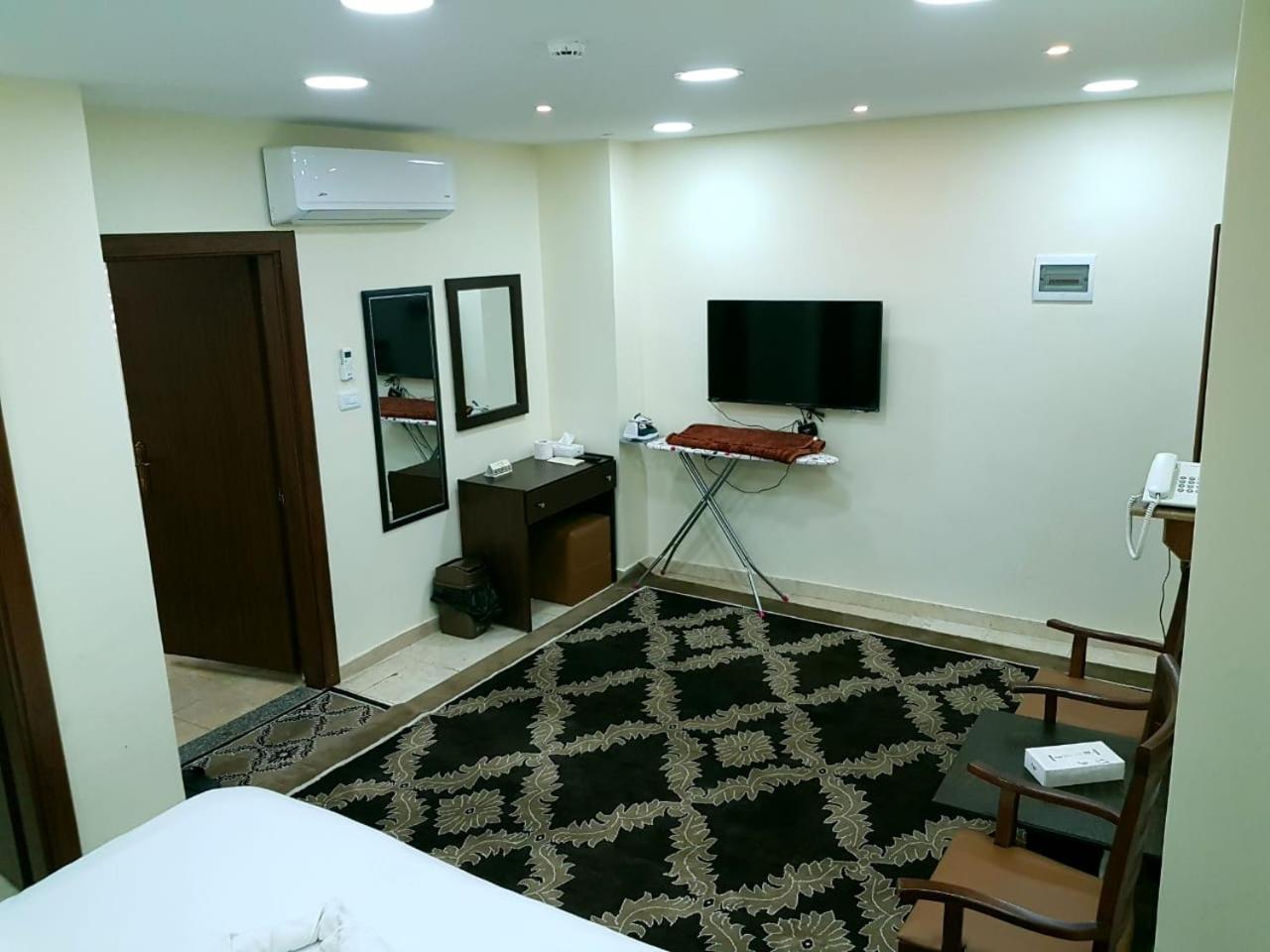 Aparthotel Robou Al Sharq Amman Esterno foto