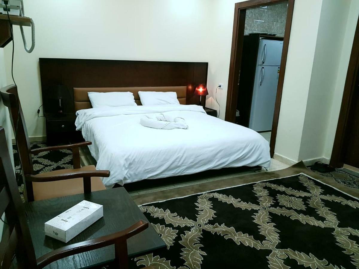 Aparthotel Robou Al Sharq Amman Esterno foto